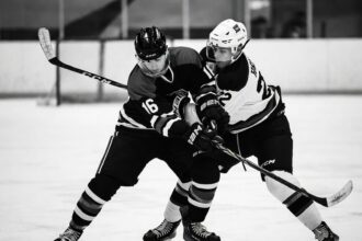 Hockey är kanske vår stårsta kontaktsport i Sverige